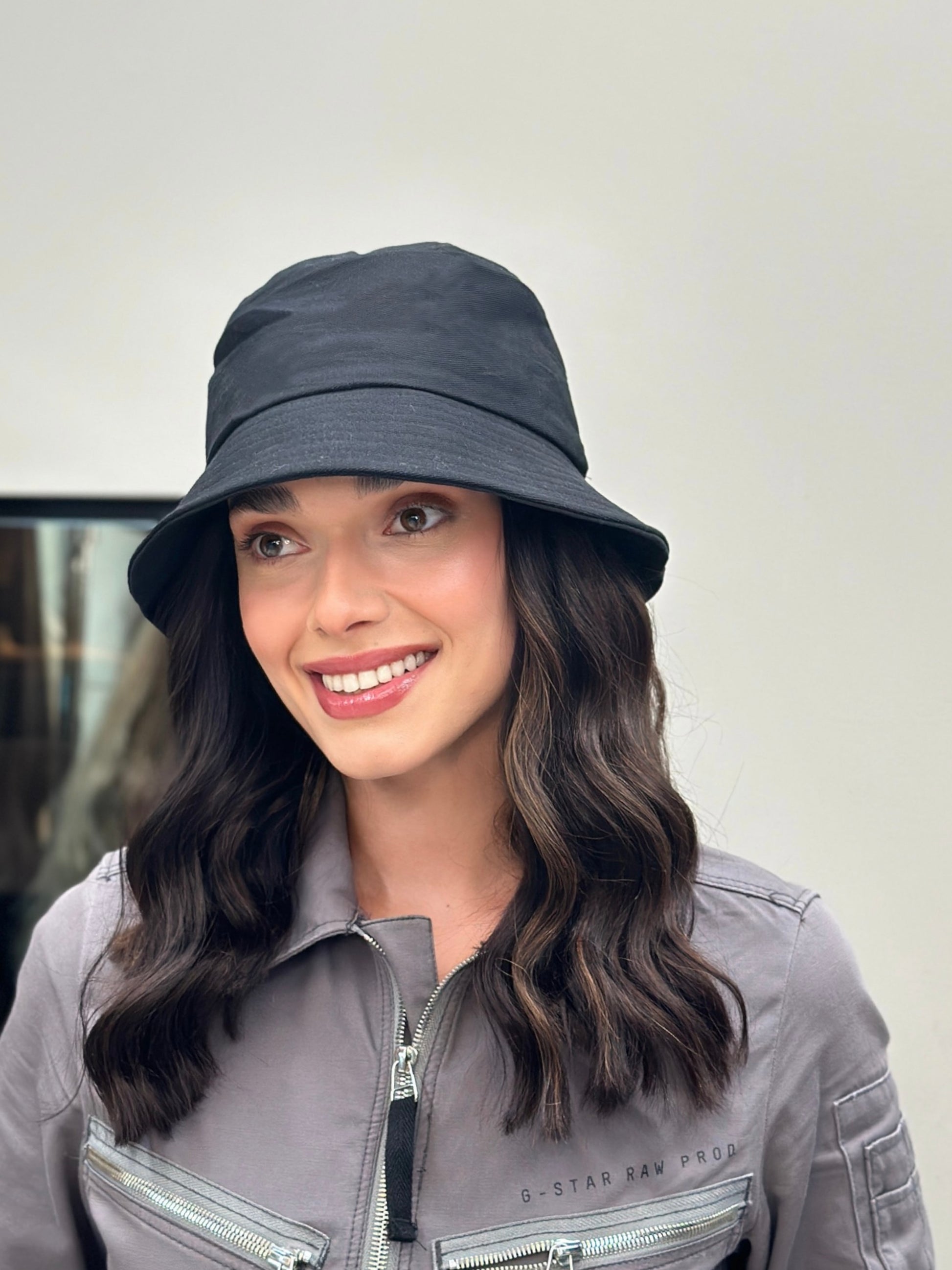 Hatfall | Model is Wearing Long Bob Hatfall without Face-framing