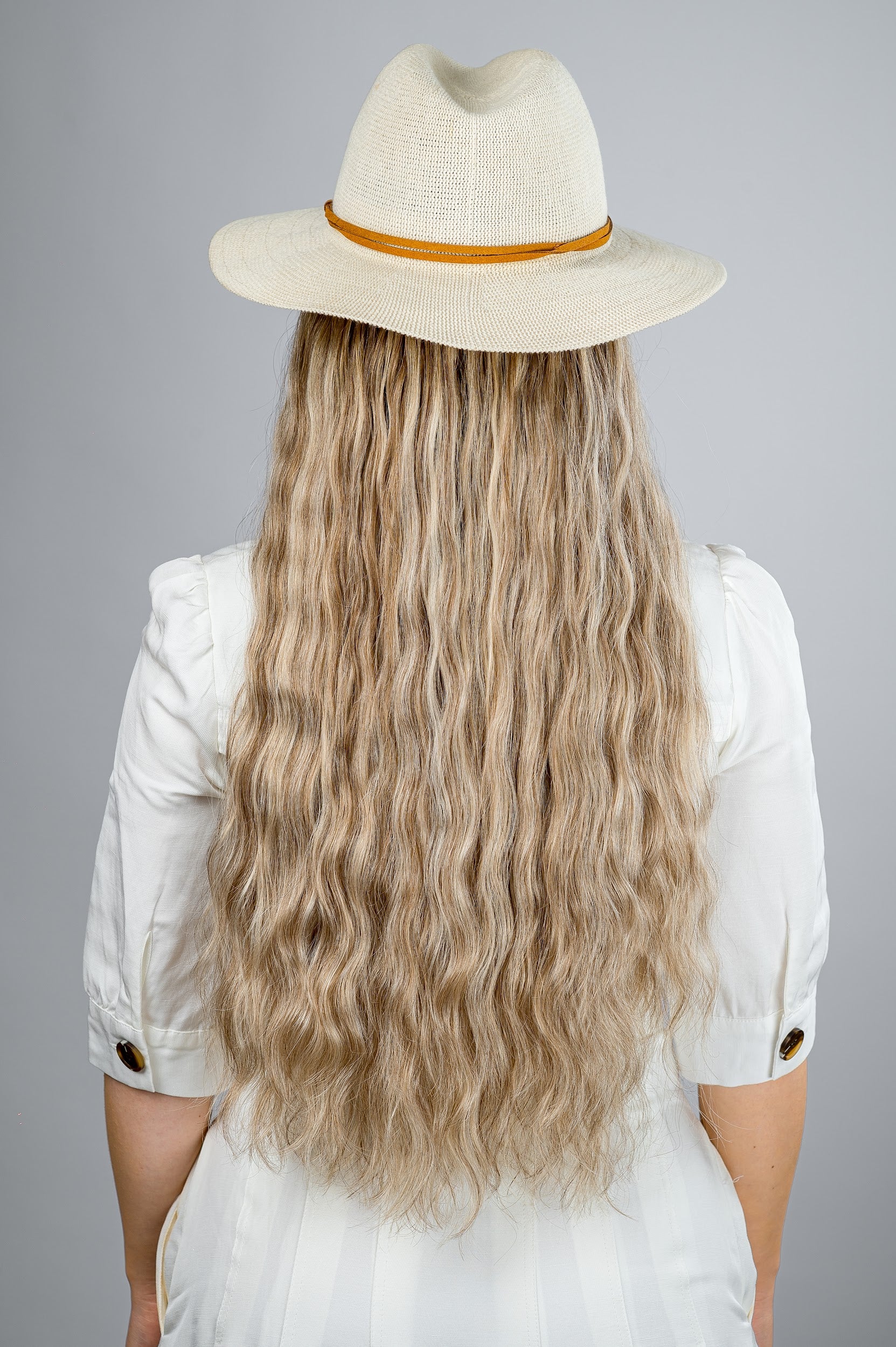 Hatfall | Model is Wearing 24" Hatfall without Face-framing