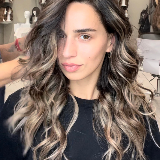 Clip-In Extensions – Caramel Blend Highlight